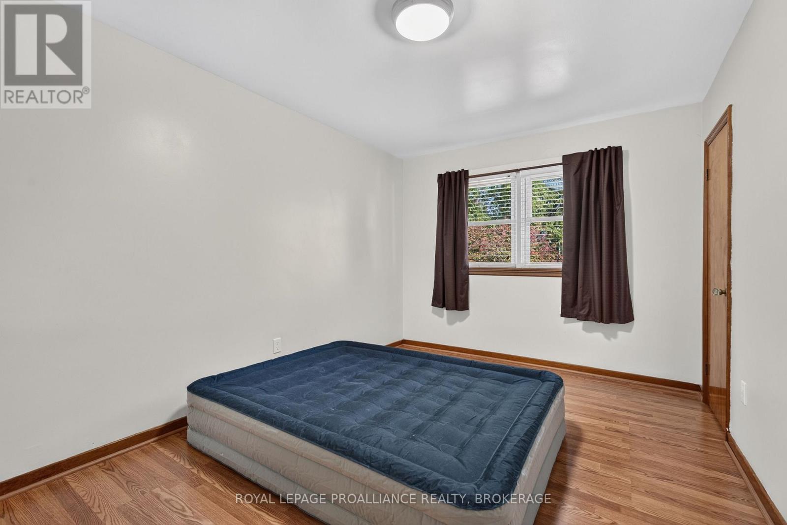 9 Henry Crescent, Loyalist (Amherstview), Ontario  K7N 1G3 - Photo 13 - X14110058