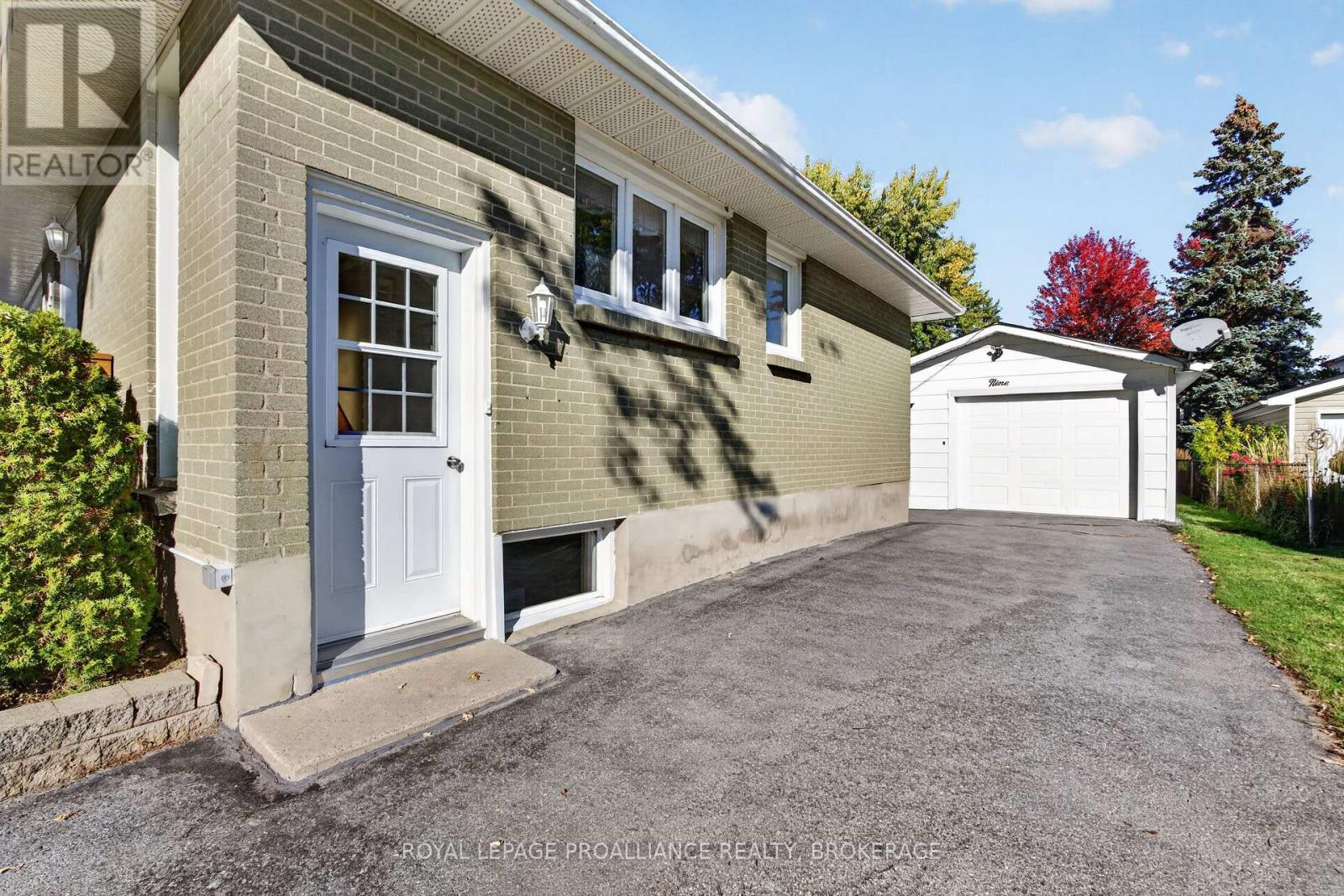 9 Henry Crescent, Loyalist (Amherstview), Ontario  K7N 1G3 - Photo 31 - X14110058