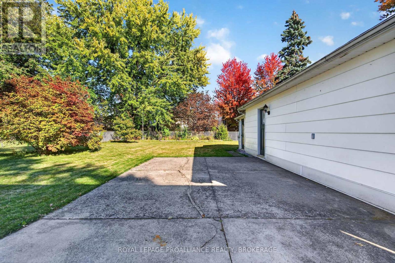 9 Henry Crescent, Loyalist (Amherstview), Ontario  K7N 1G3 - Photo 33 - X14110058
