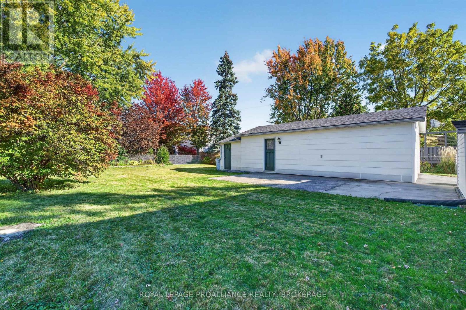 9 Henry Crescent, Loyalist (Amherstview), Ontario  K7N 1G3 - Photo 34 - X14110058