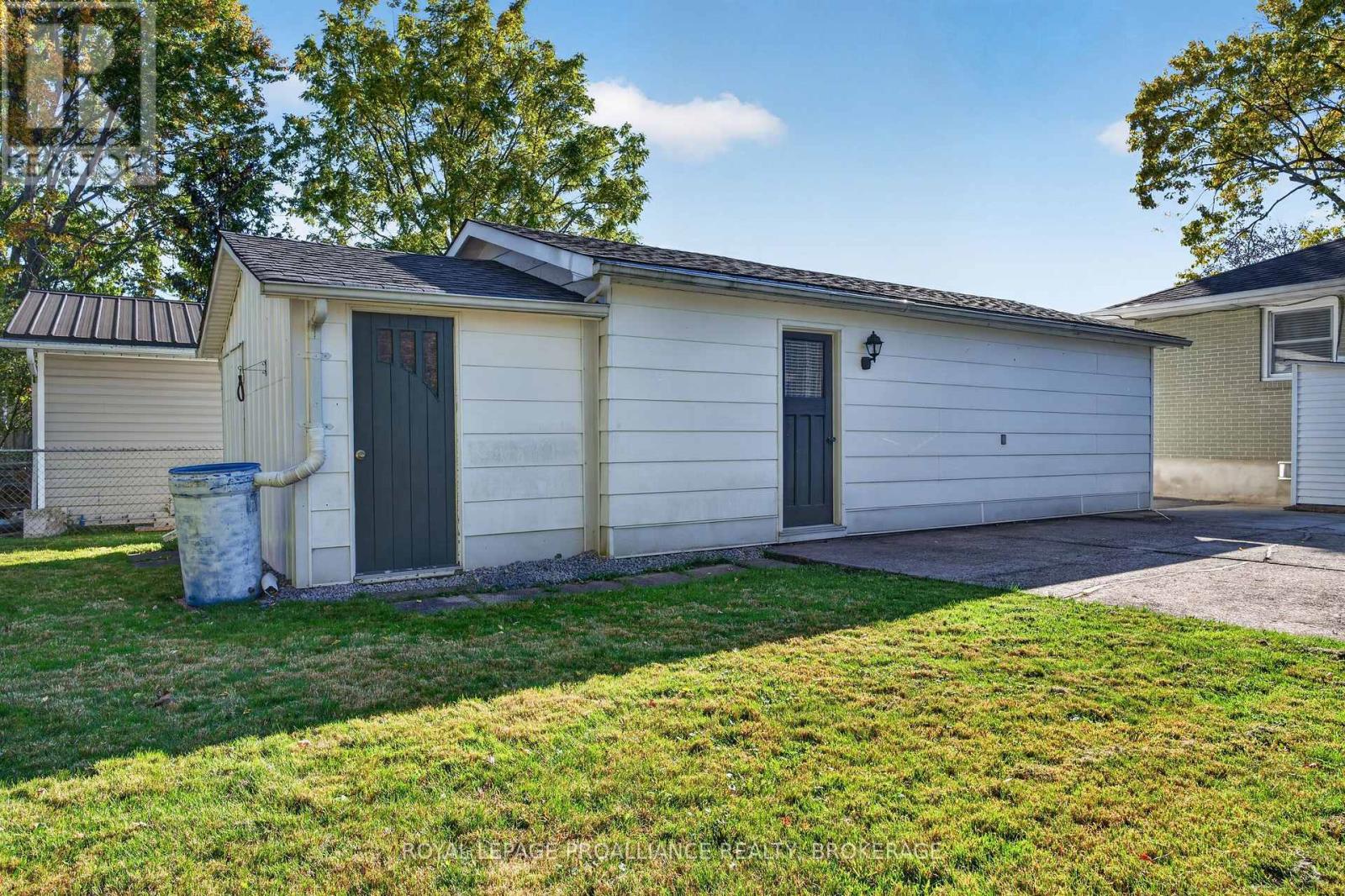 9 Henry Crescent, Loyalist (Amherstview), Ontario  K7N 1G3 - Photo 35 - X14110058
