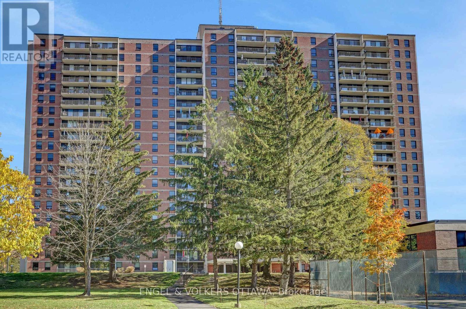 2111 - 665 Bathgate Drive, Ottawa, Ontario