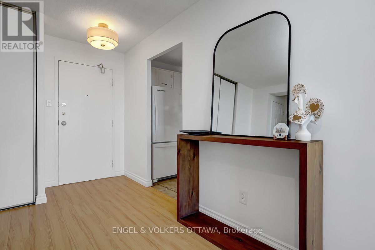 2111 - 665 Bathgate Drive, Ottawa, Ontario K1K 3Y4 - Photo 3 - X14110072