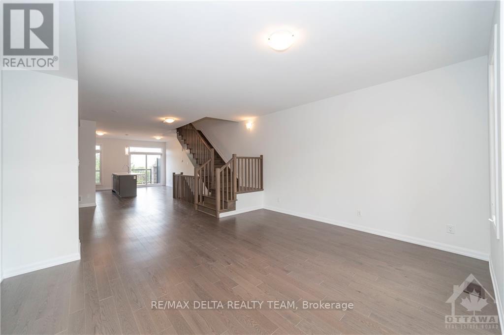 565 Halo Private, Ottawa, Ontario  K1C 1R8 - Photo 11 - X14110108