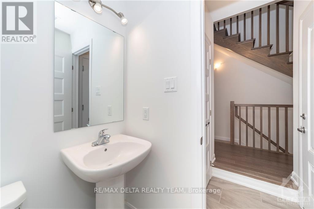 565 Halo Private, Ottawa, Ontario K1C 1R8 - Photo 6 - X14110108