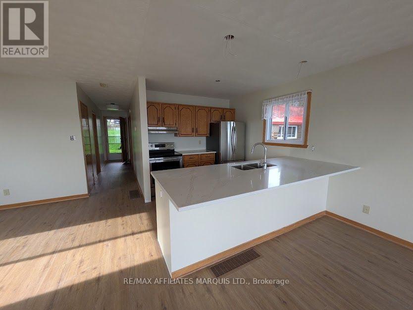6803 St. Louis Point Road, South Glengarry, Ontario K0C 2E0 - Photo 6 - X14109968