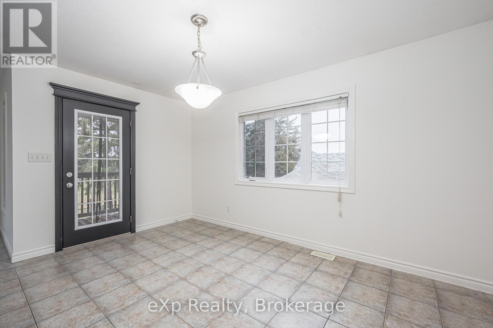 Upper - 62 Victoria Road N, Guelph, Ontario  N1E 5H1 - Photo 13 - X14110022