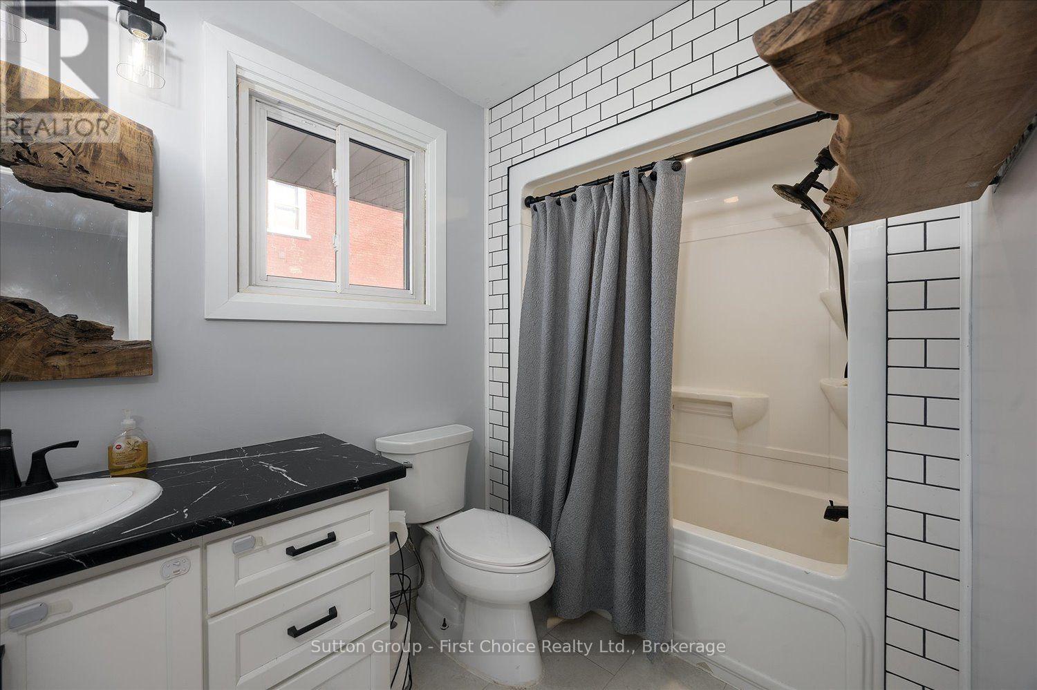 21 Temperance Street, Perth East, Ontario  N0K 1M0 - Photo 16 - X14110094