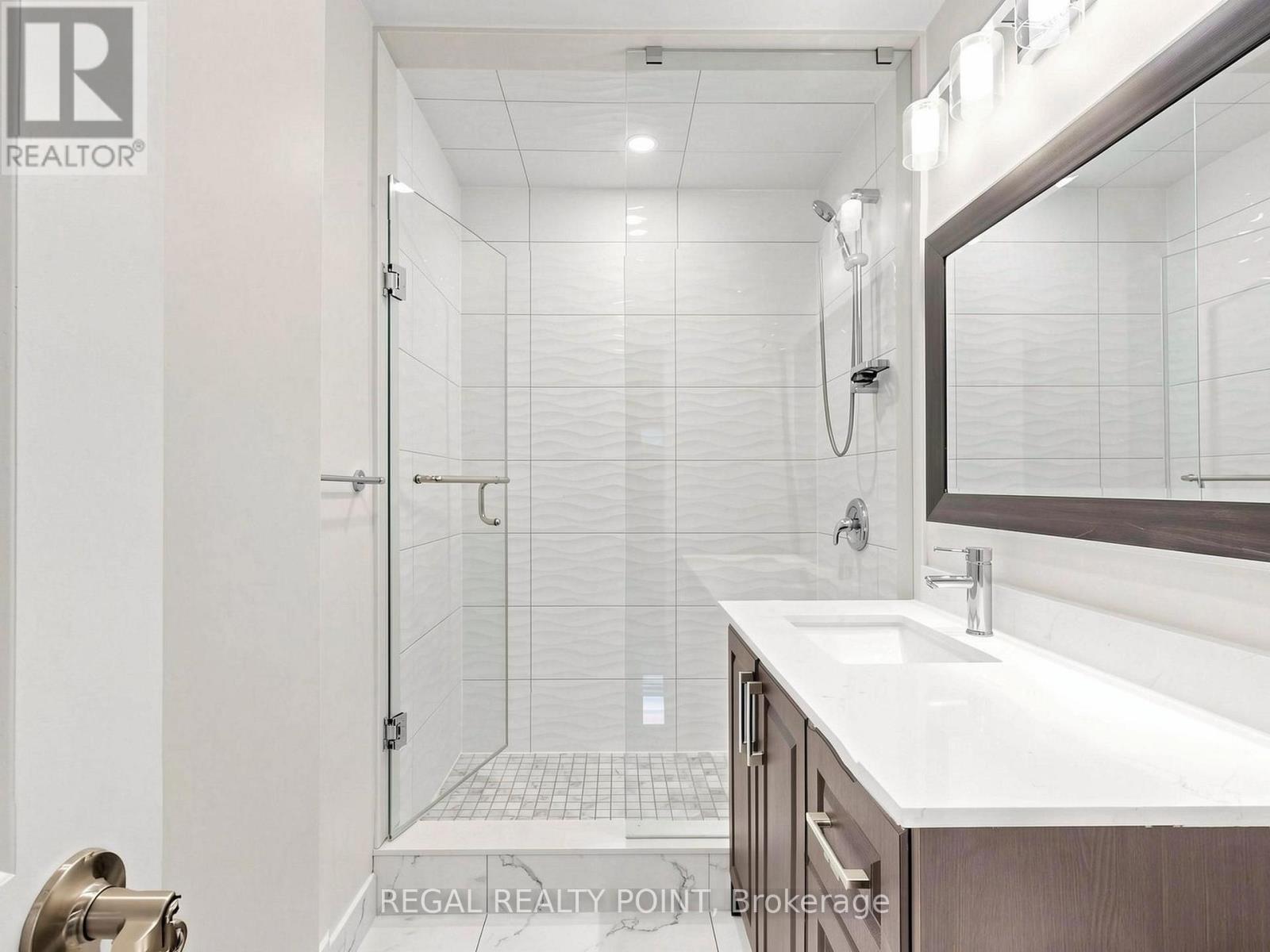 71 Clydesdale Drive, Toronto (Pleasant View), Ontario  M2J 3N3 - Photo 16 - C14110076