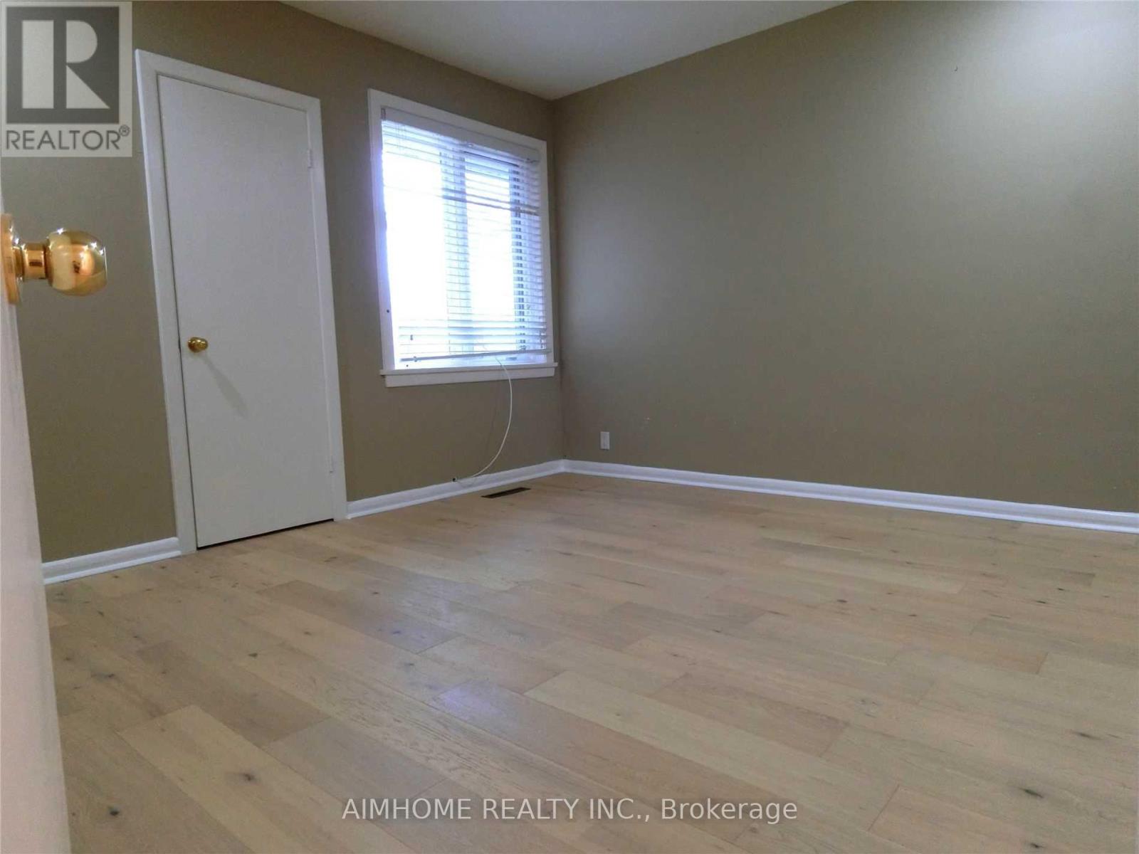 103 Alamosa Drive, Toronto, Ontario  M2J 2N8 - Photo 11 - C14110082
