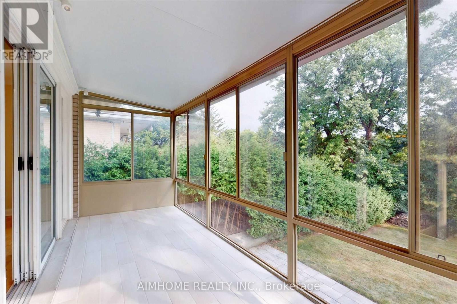 103 Alamosa Drive, Toronto, Ontario  M2J 2N8 - Photo 18 - C14110082