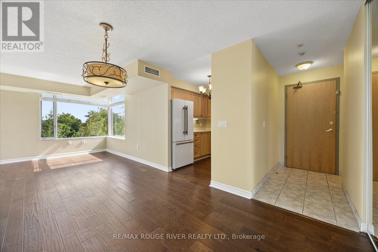 405 - 452 Scarborough Golf Club Road, Toronto, Ontario  M1G 1H1 - Photo 6 - E14104806
