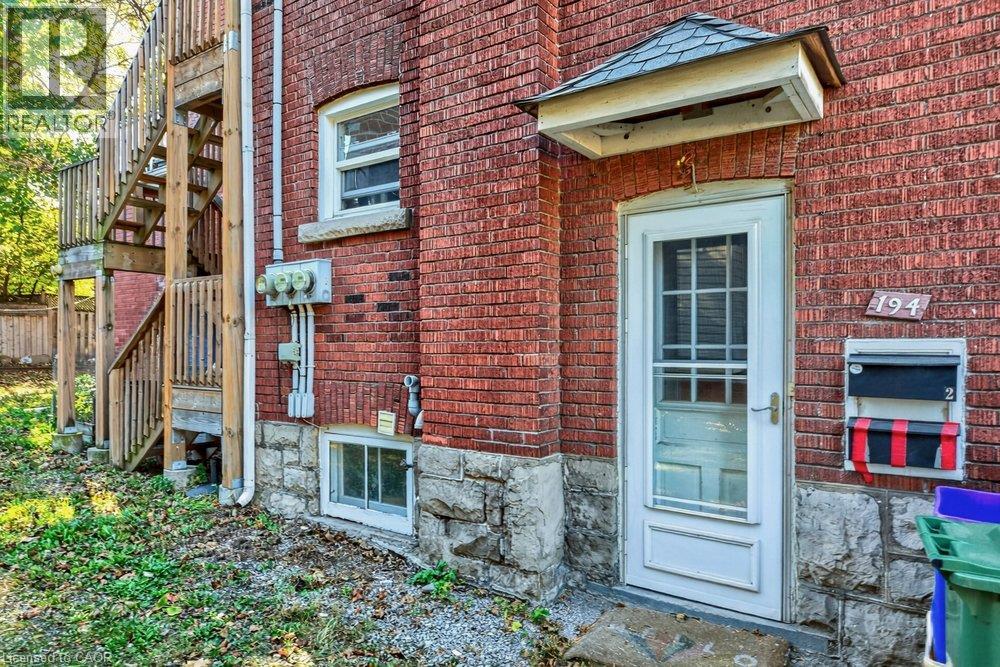 194 Delaware Avenue, Hamilton, Ontario  L8M 1W1 - Photo 5 - 40873544
