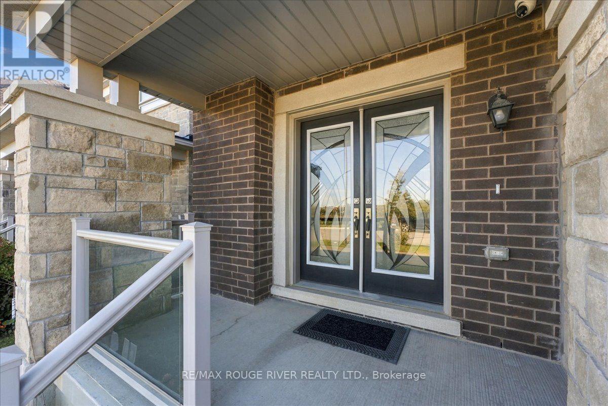 520 Coronation Road, Whitby, Ontario  L1P 0N4 - Photo 4 - E14110078