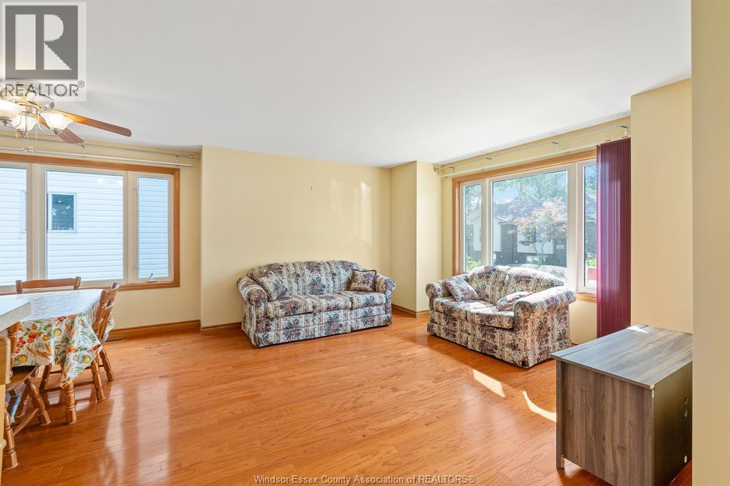 120 Rivervilla Court, Lasalle, Ontario  N9J 3N9 - Photo 3 - 26026080