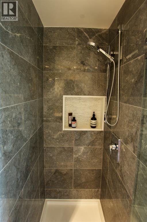 2201, 1025 5 Avenue SW, Calgary, Alberta  T2P 1N4 - Photo 24 - A2351301