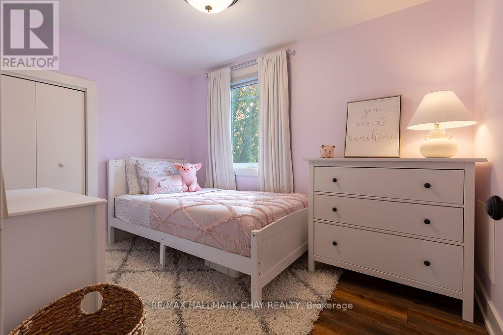 63 Napier Street, Barrie (Codrington), Ontario  L4M 1W3 - Photo 18 - S14109974