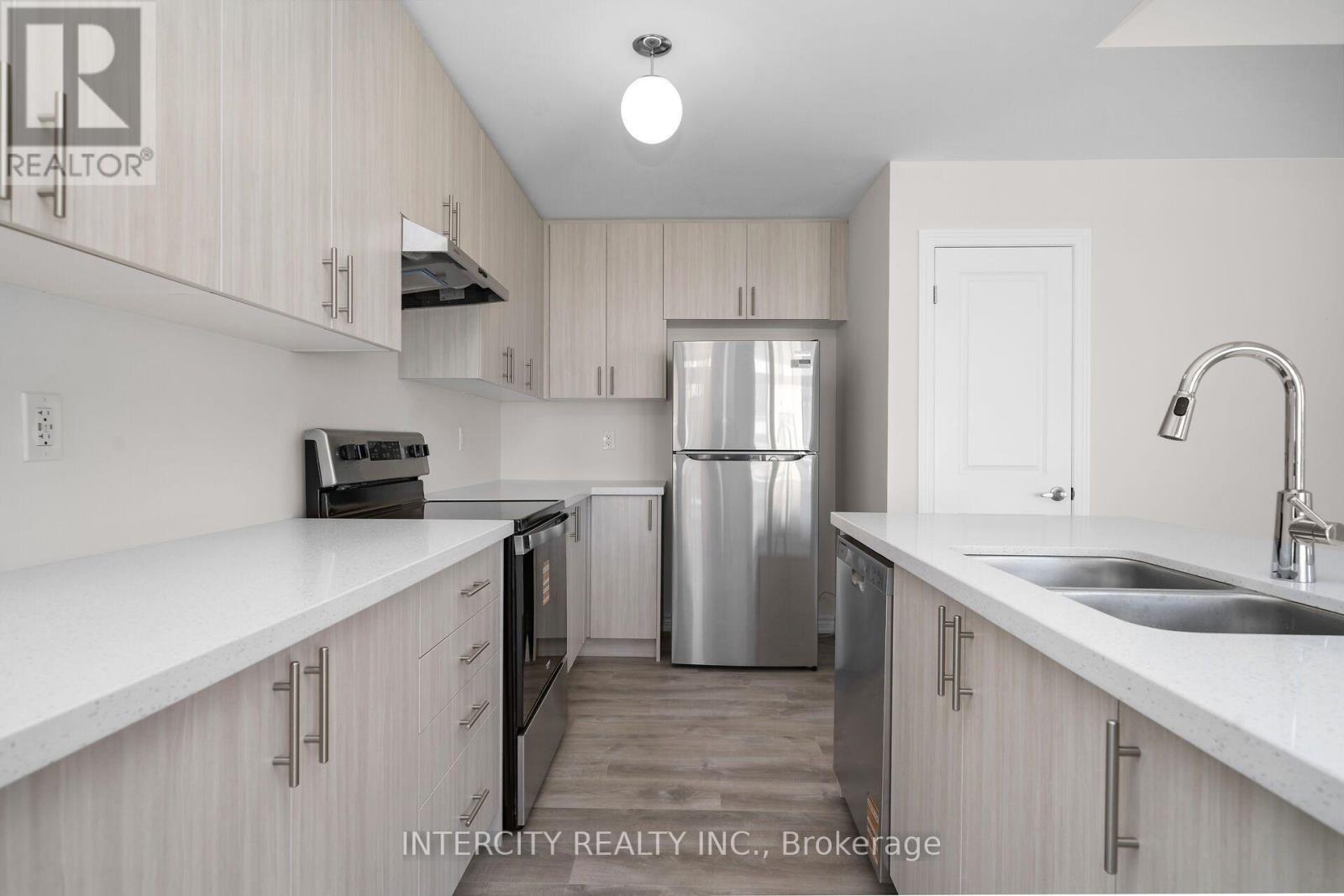 27z - 1 Ambition Way, Caledon, Ontario  L7C 4L1 - Photo 11 - W14109942