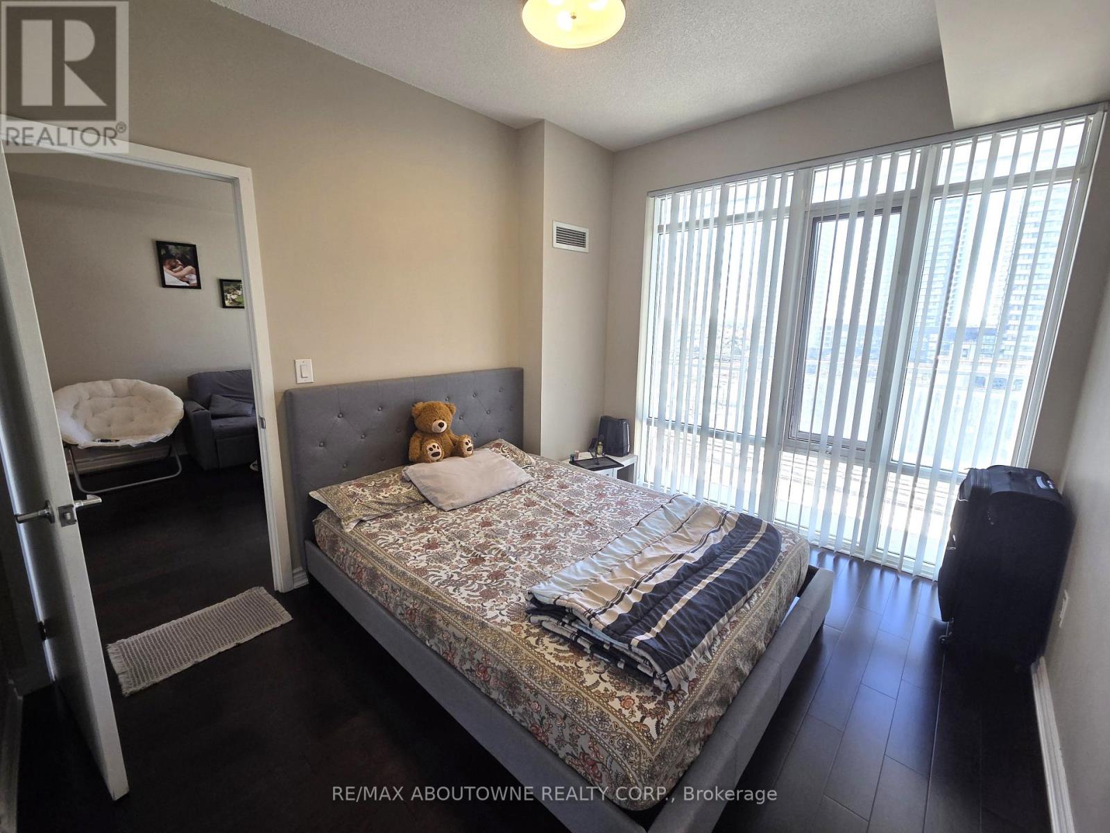 1207 - 365 Prince Of Wales Drive, Mississauga (City Centre), Ontario  L5B 0G6 - Photo 12 - W14109960