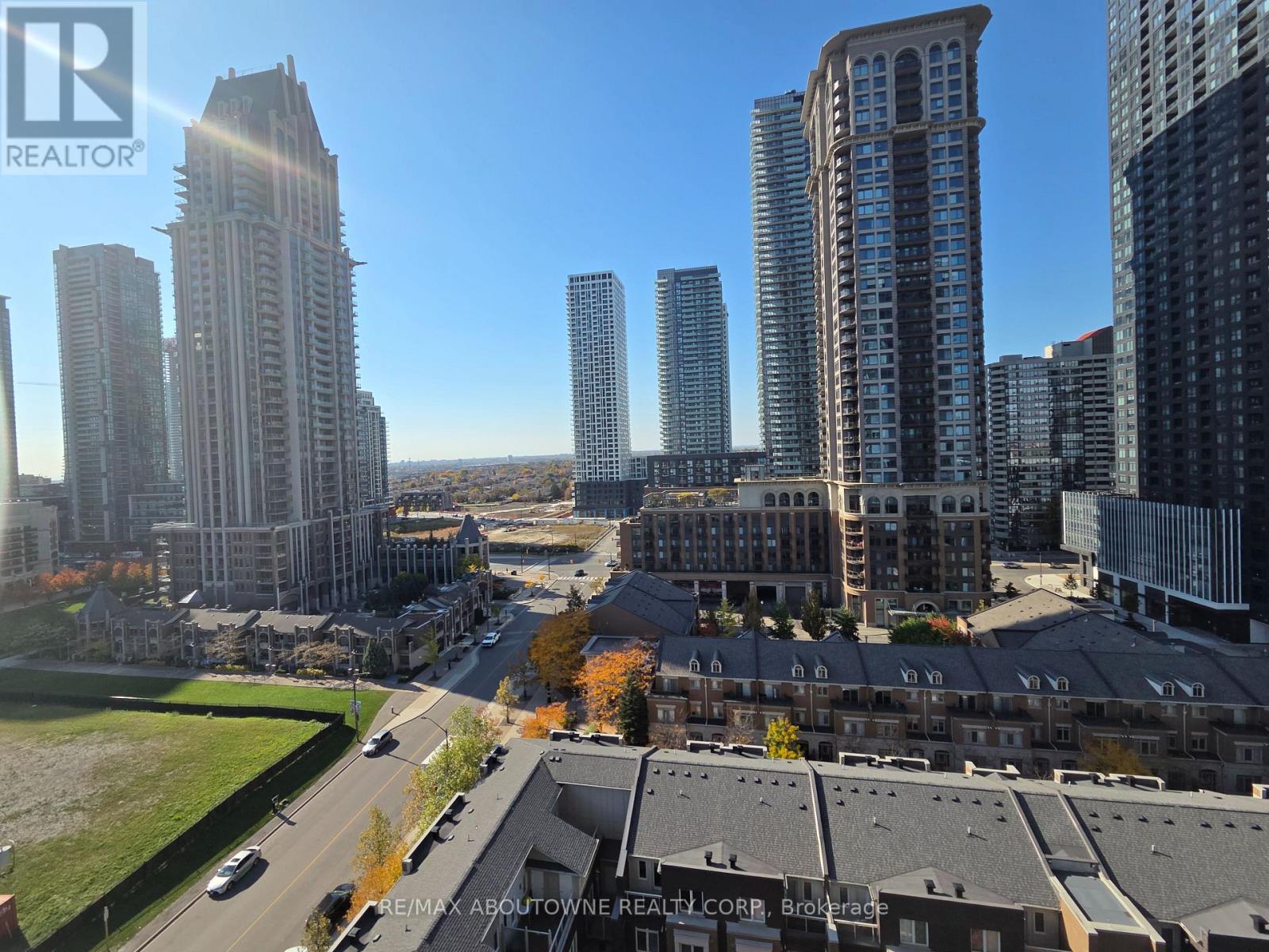 1207 - 365 Prince Of Wales Drive, Mississauga (City Centre), Ontario  L5B 0G6 - Photo 6 - W14109960