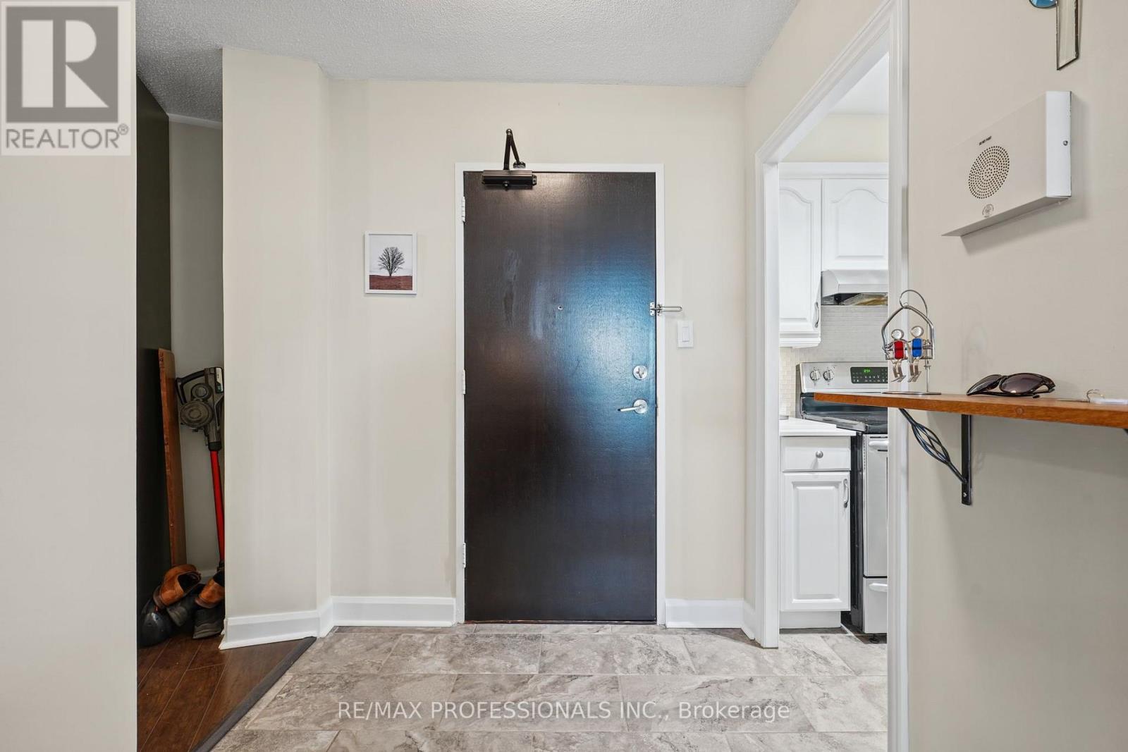 605 - 716 The West Mall Road, Toronto (Eringate-Centennial-West Deane), Ontario  M9C 4X6 - Photo 6 - W14110032
