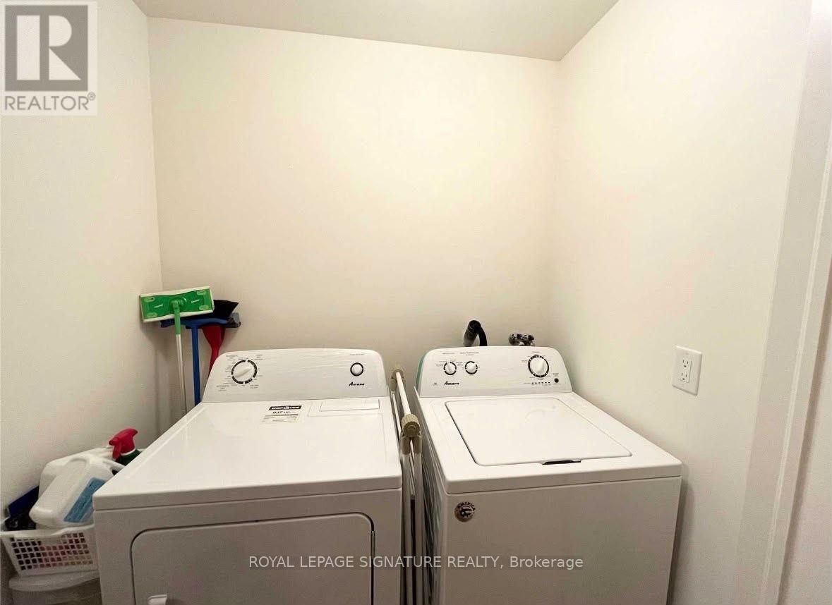 3932 Tufgar Crescent, Burlington (Alton), Ontario  L7M 2A4 - Photo 7 - W14110044