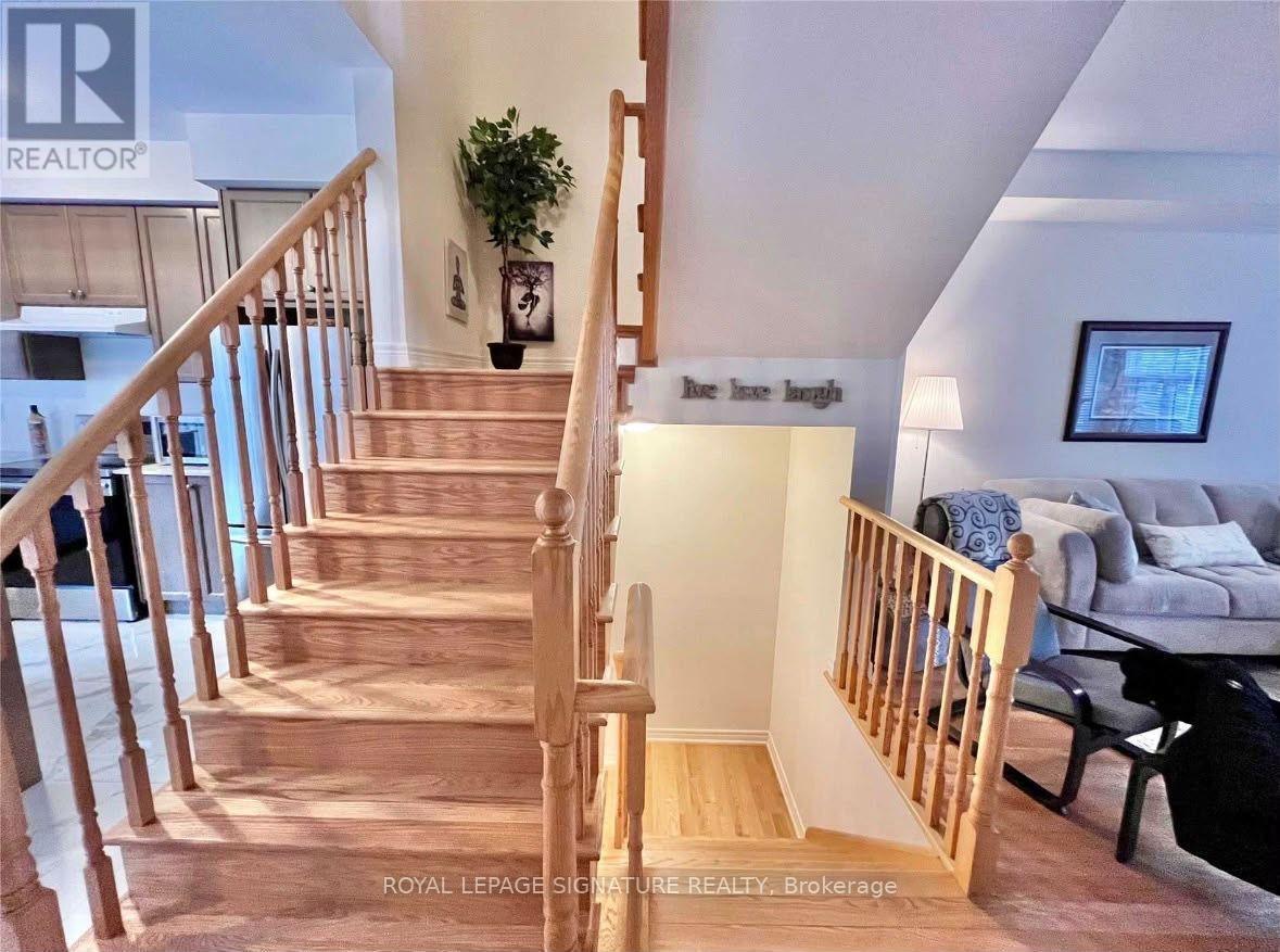 3932 Tufgar Crescent, Burlington (Alton), Ontario  L7M 2A4 - Photo 8 - W14110044