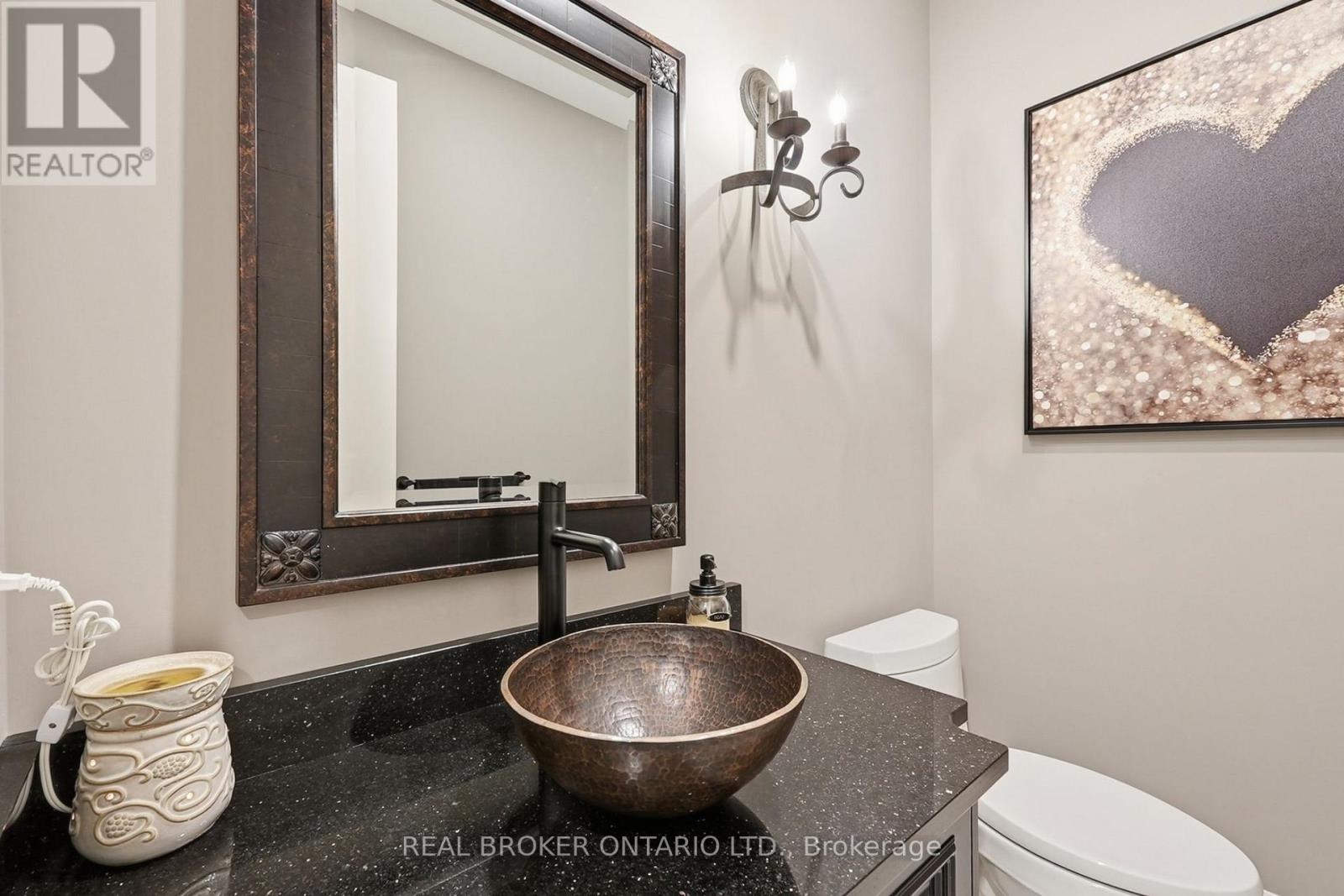 916 Foxbrook Court, Kitchener, Ontario  N2P 2W1 - Photo 33 - X14110116
