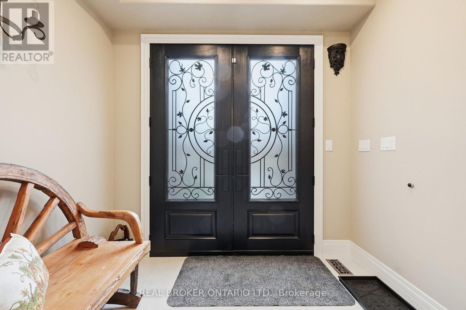 916 Foxbrook Court, Kitchener, Ontario  N2P 2W1 - Photo 7 - X14110116