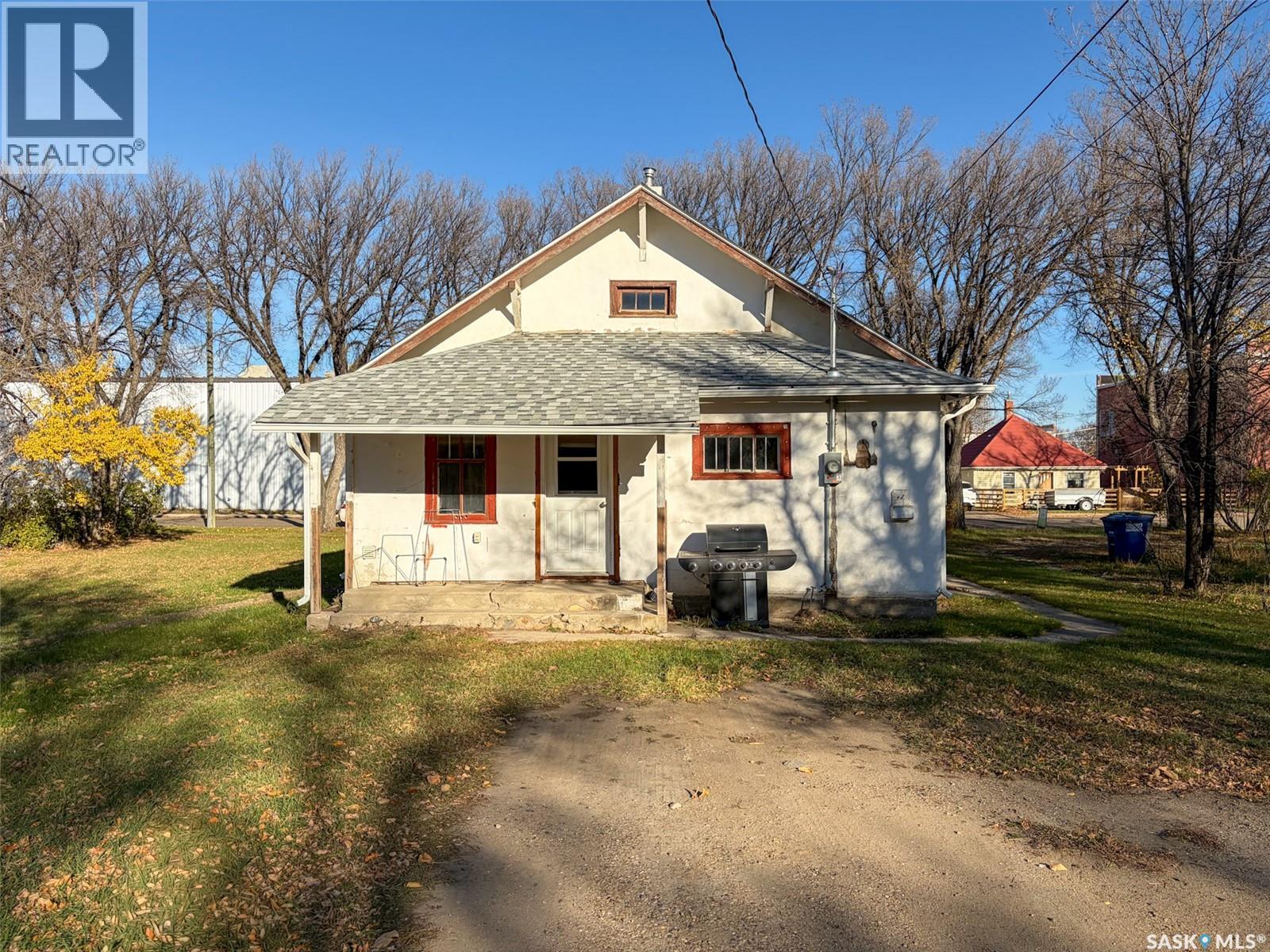 431 1st Street W, Shaunavon, Saskatchewan  S0N 2M0 - Photo 44 - SK051800