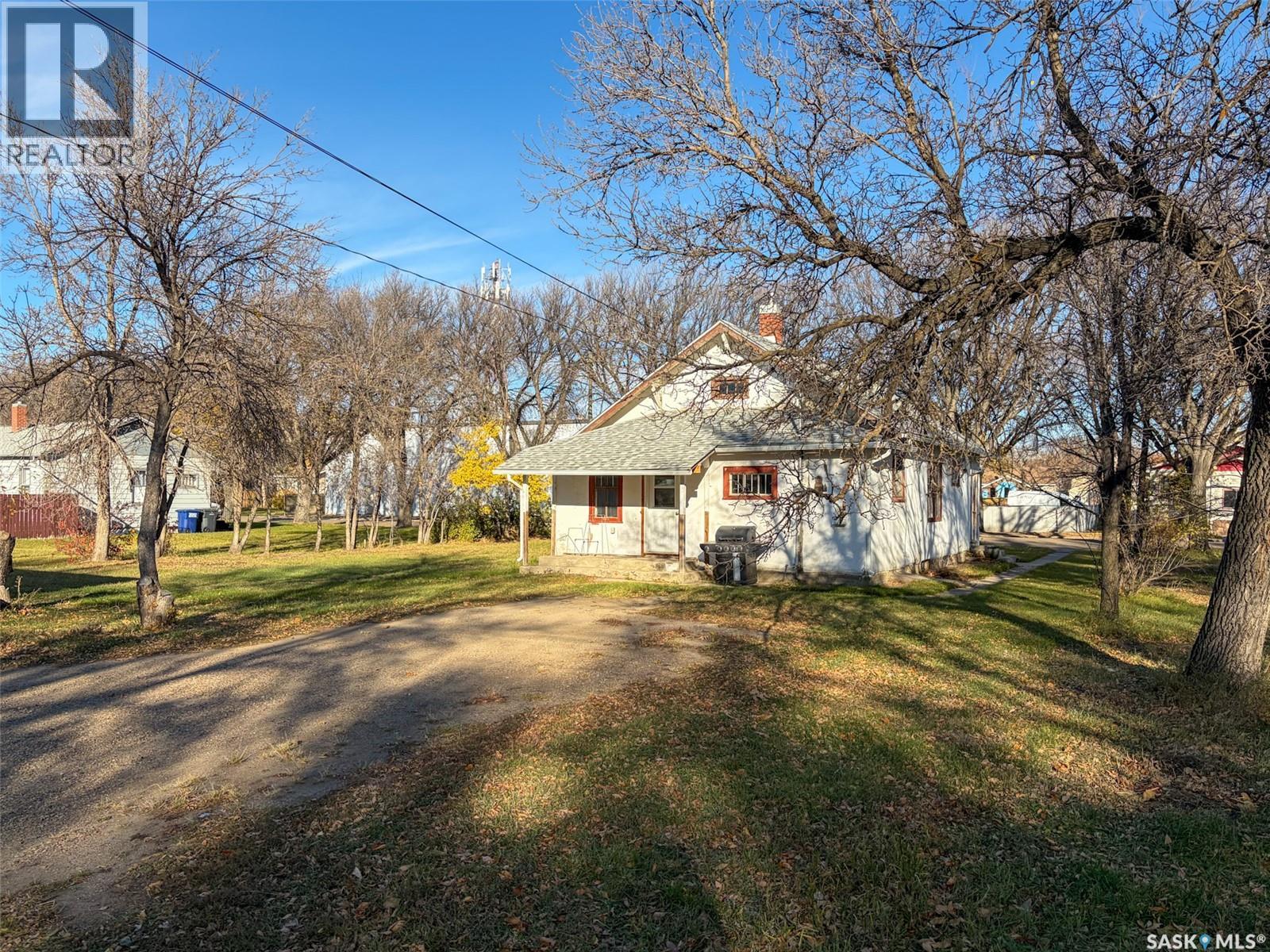 431 1st Street W, Shaunavon, Saskatchewan  S0N 2M0 - Photo 46 - SK051800