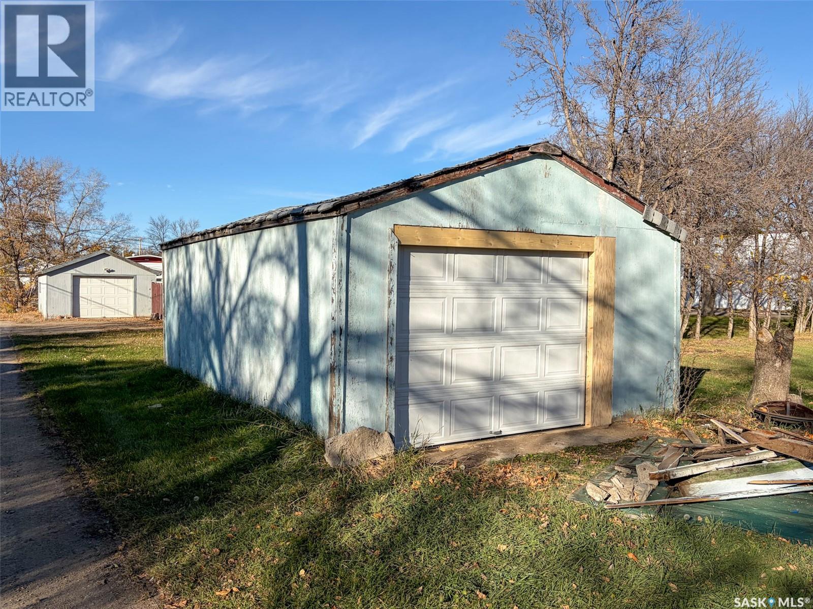 431 1st Street W, Shaunavon, Saskatchewan  S0N 2M0 - Photo 48 - SK051800