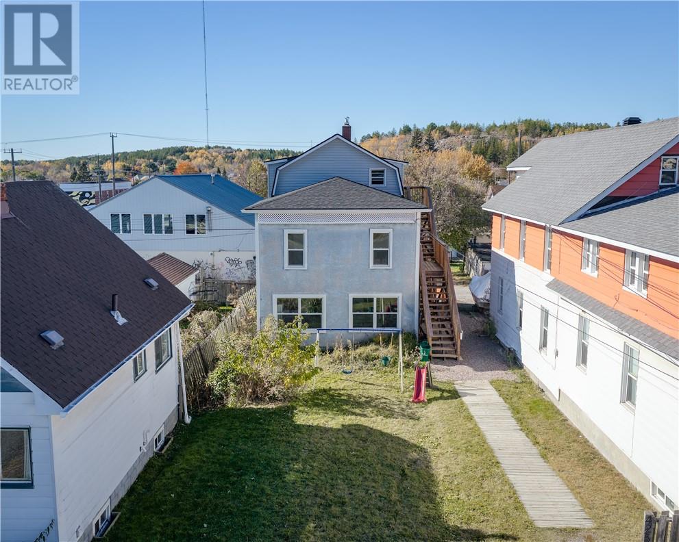 425 Bessie Avenue, Sudbury, Ontario  P3C 4H7 - Photo 2 - 2131061