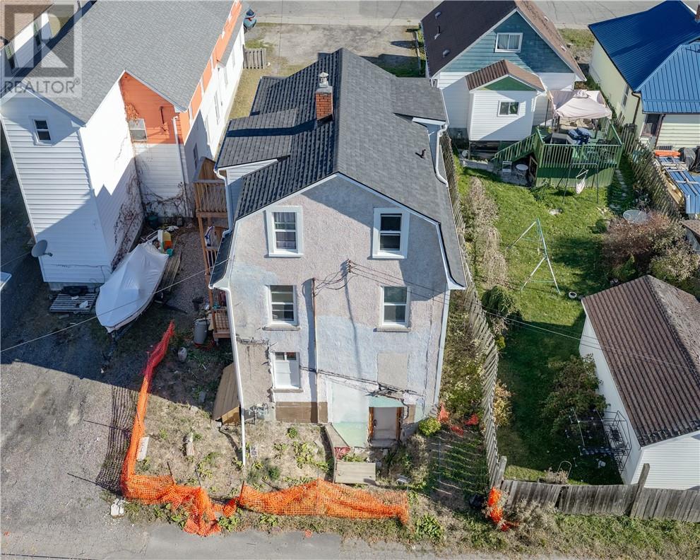 425 Bessie Avenue, Sudbury, Ontario  P3C 4H7 - Photo 4 - 2131061