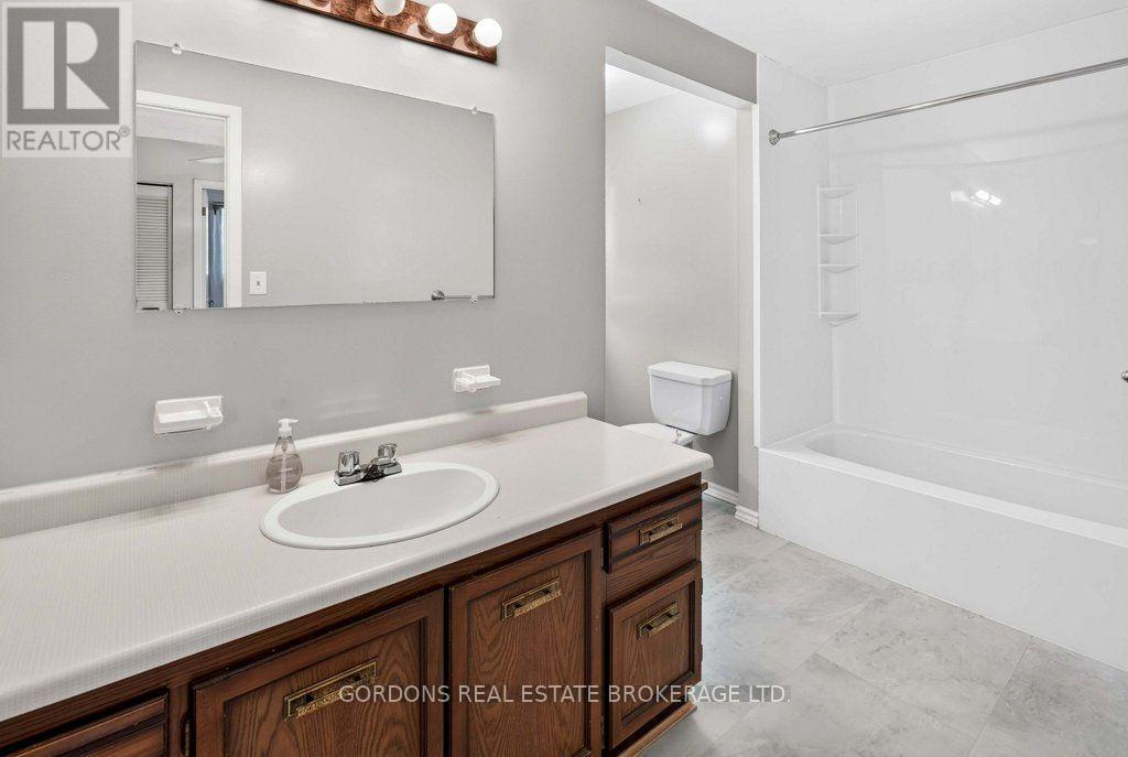 12 Casterton Avenue, Kingston (Central City West), Ontario  K7M 1R5 - Photo 38 - X14110138