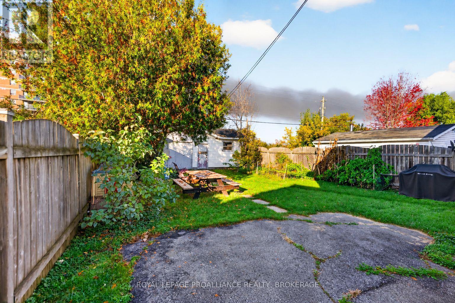 628 Macdonnell Street, Kingston (East Of Sir John A. Blvd), Ontario  K7K 4X3 - Photo 36 - X14110160