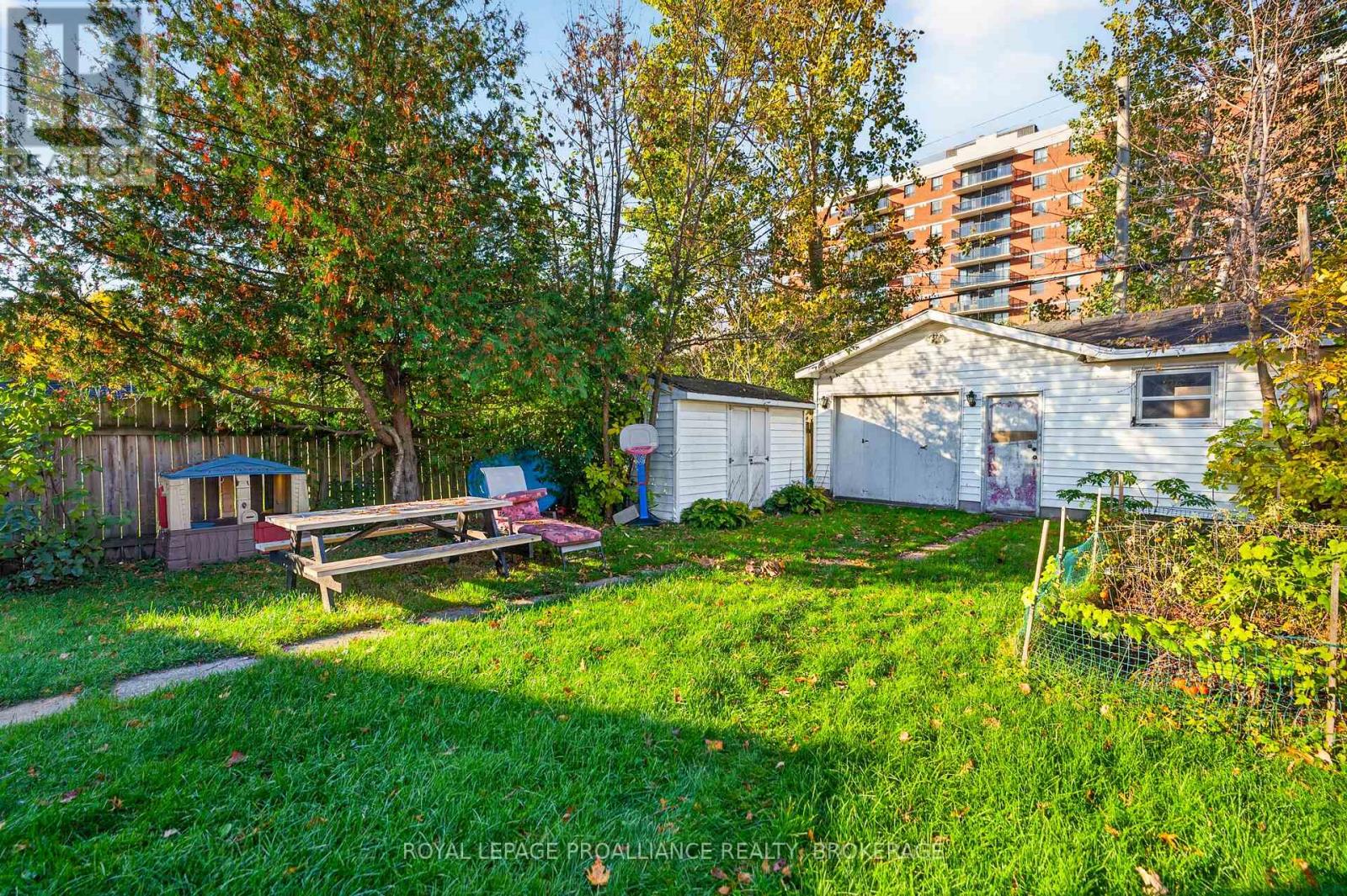 628 Macdonnell Street, Kingston (East Of Sir John A. Blvd), Ontario  K7K 4X3 - Photo 41 - X14110160