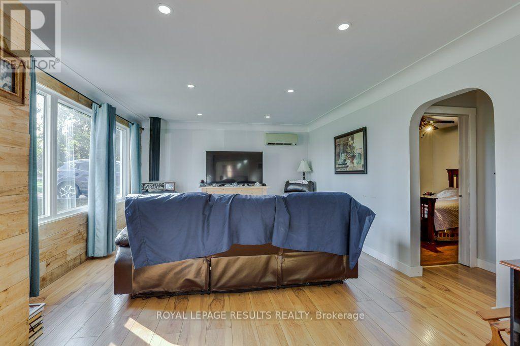 9187 Rogers Road, Malahide, Ontario  N5H 2R4 - Photo 5 - X14110182