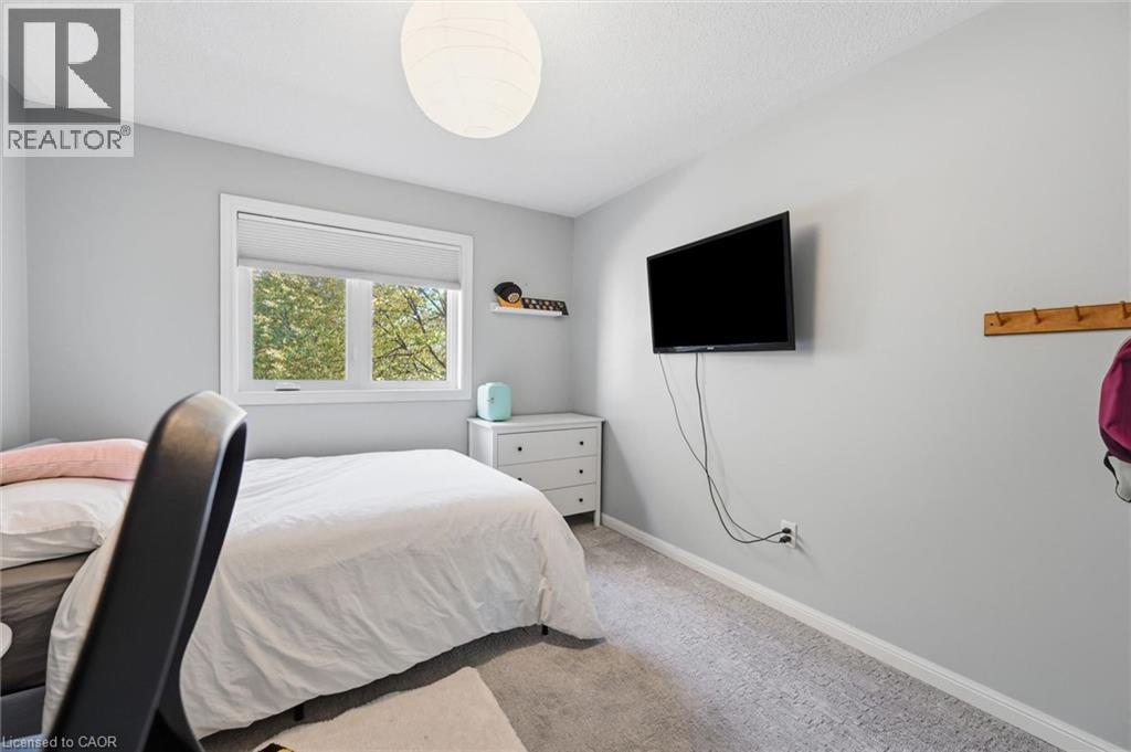 2206 Casselman Court, Burlington, Ontario  L7L 6T7 - Photo 29 - 40873440