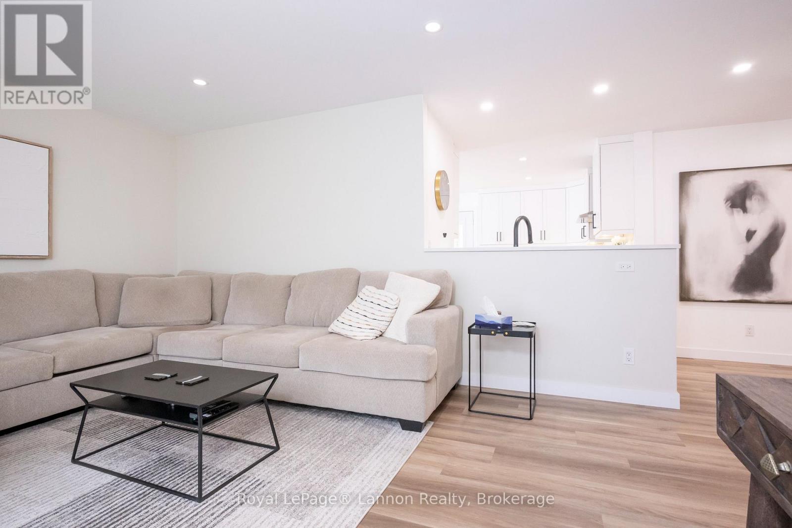 524 Wiltshire Crescent, Thunder Bay, Ontario  P7C 4N1 - Photo 4 - X14107738