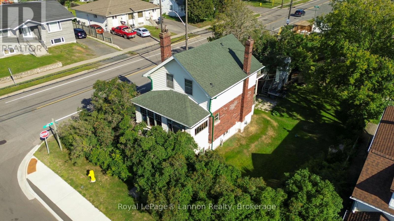 42 Gordon Avenue, Thunder Bay, Ontario  P7A 7C8 - Photo 2 - X14110168