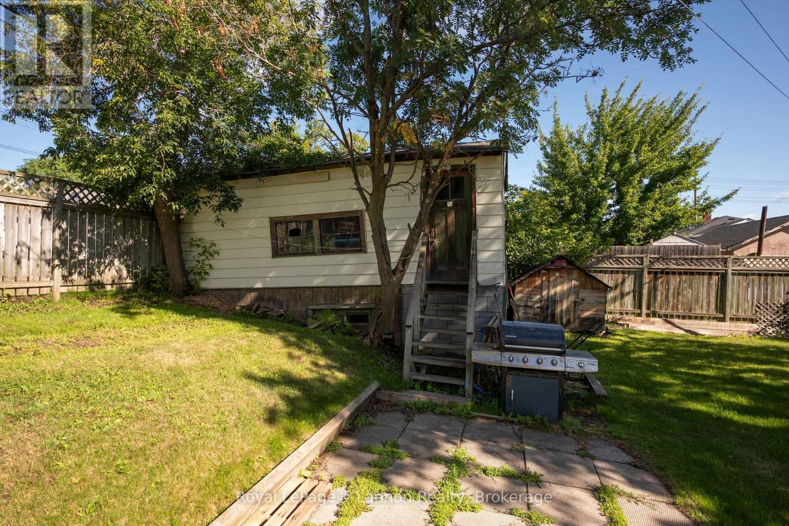 42 Gordon Avenue, Thunder Bay, Ontario  P7A 7C8 - Photo 33 - X14110168