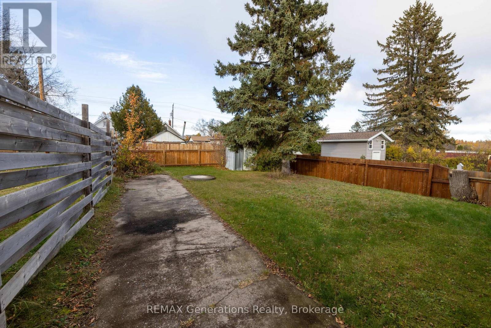 316 Rita Street, Thunder Bay, Ontario  P7A 1H3 - Photo 20 - X14110424