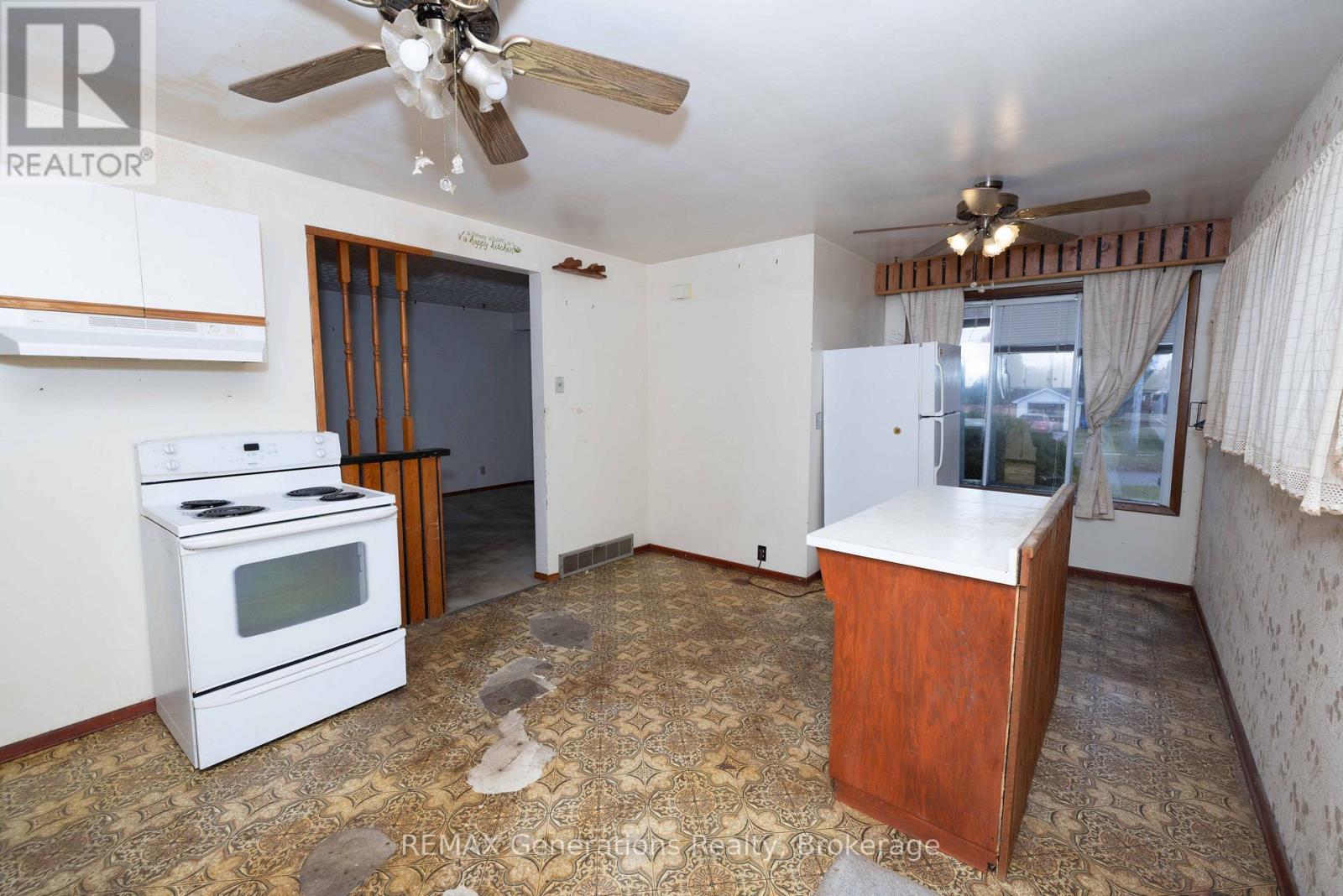 316 Rita Street, Thunder Bay, Ontario  P7A 1H3 - Photo 6 - X14110424