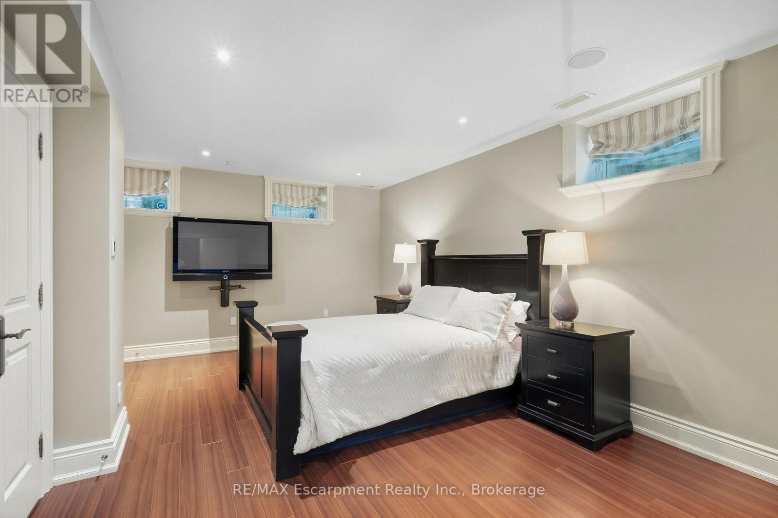 254 Donessle Drive, Oakville, Ontario  L6J 3Y6 - Photo 35 - W14110352