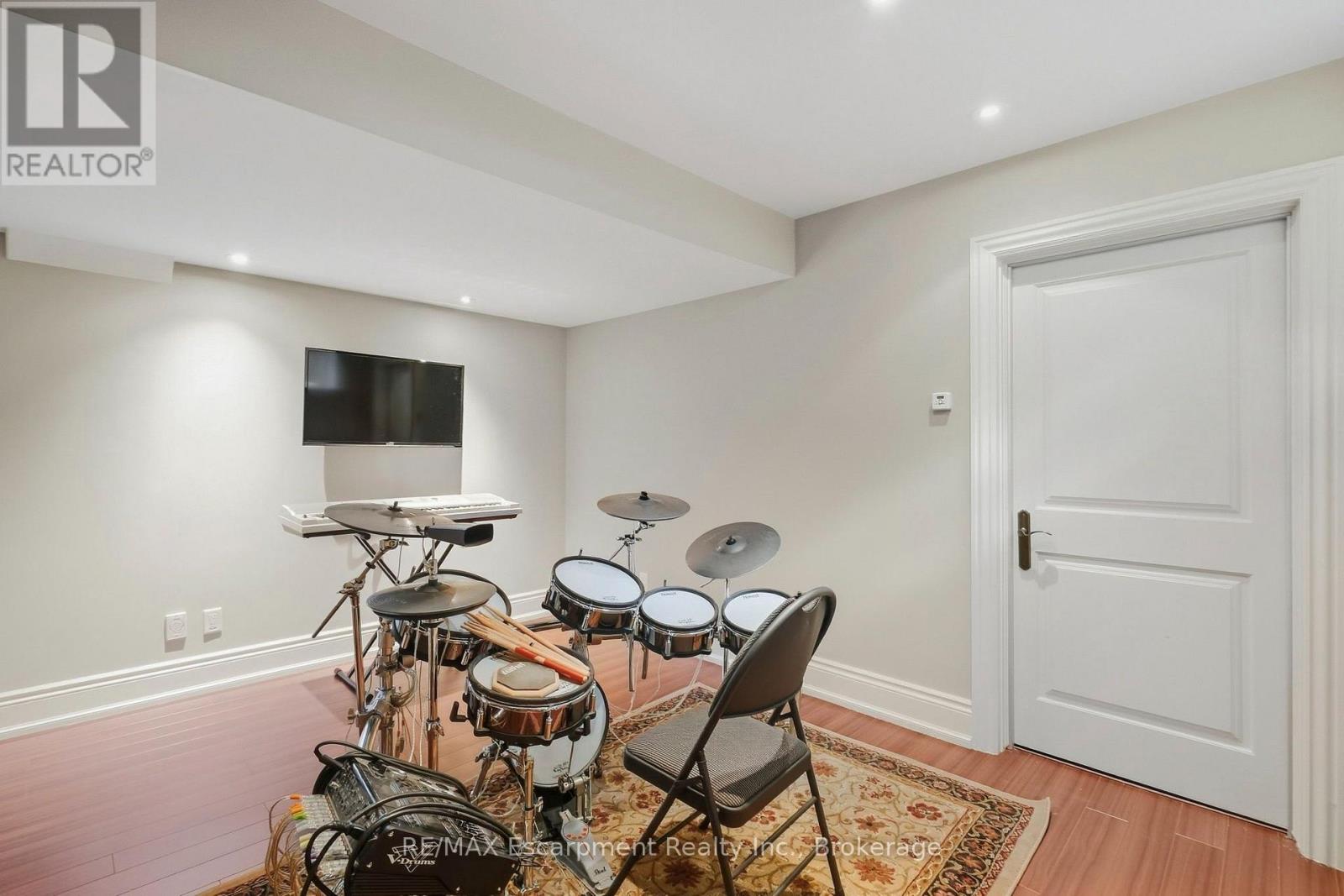 254 Donessle Drive, Oakville, Ontario  L6J 3Y6 - Photo 36 - W14110352