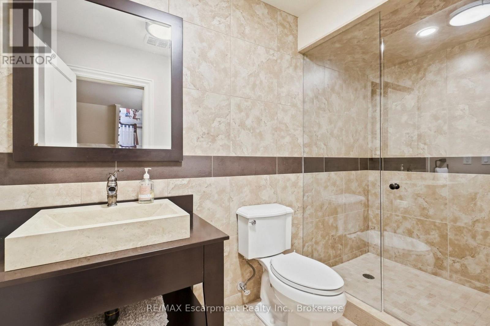 254 Donessle Drive, Oakville, Ontario  L6J 3Y6 - Photo 40 - W14110352