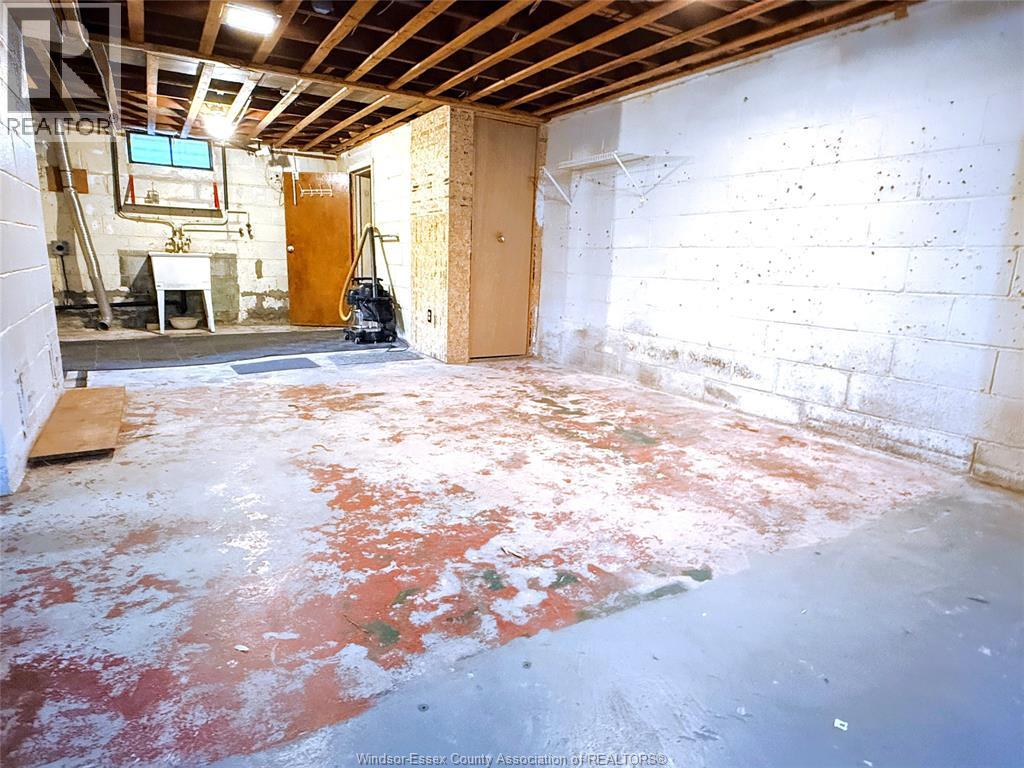 3168 Church, Windsor, Ontario  N9E 1V1 - Photo 17 - 26026082