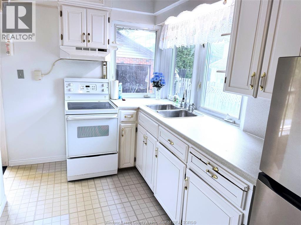 3168 Church, Windsor, Ontario  N9E 1V1 - Photo 8 - 26026082
