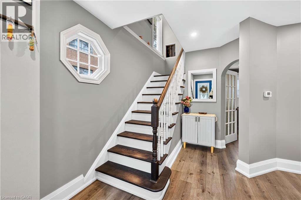 138 Cameron Avenue S, Hamilton, Ontario  L8K 2X7 - Photo 6 - 40873467